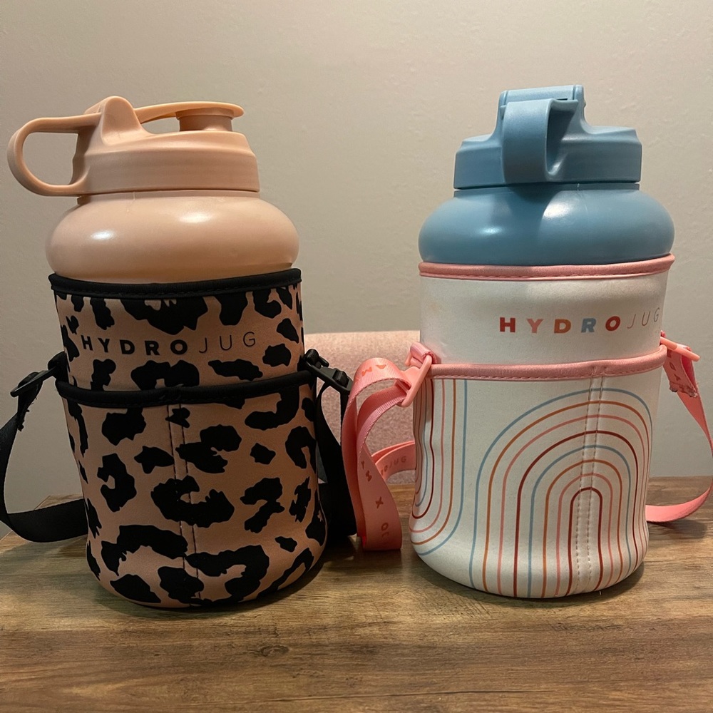 2 Hydrojug Projugs with Sleeves